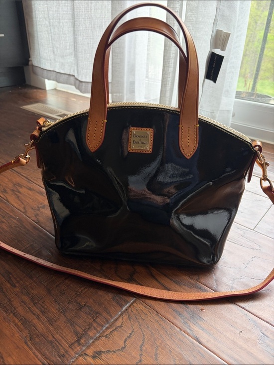 Dooney & Bourke Handbags - Dooney & Bourke Black Patent Satchel